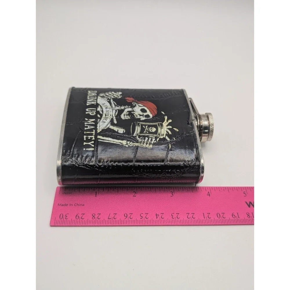 Unbranded worn pirate